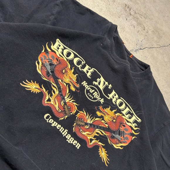 Hard Rock tee - Picture 3 of 4